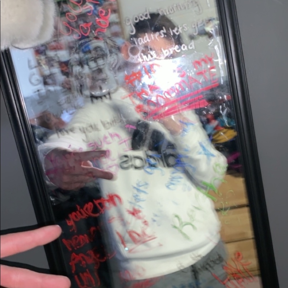 Meet your Posher, Daniele